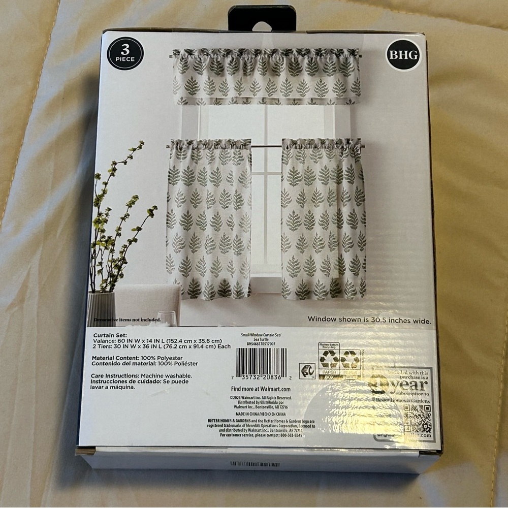 Better Home & Gardens Small Window 🪟 Curtain Set (2) - Picture 5 of 5